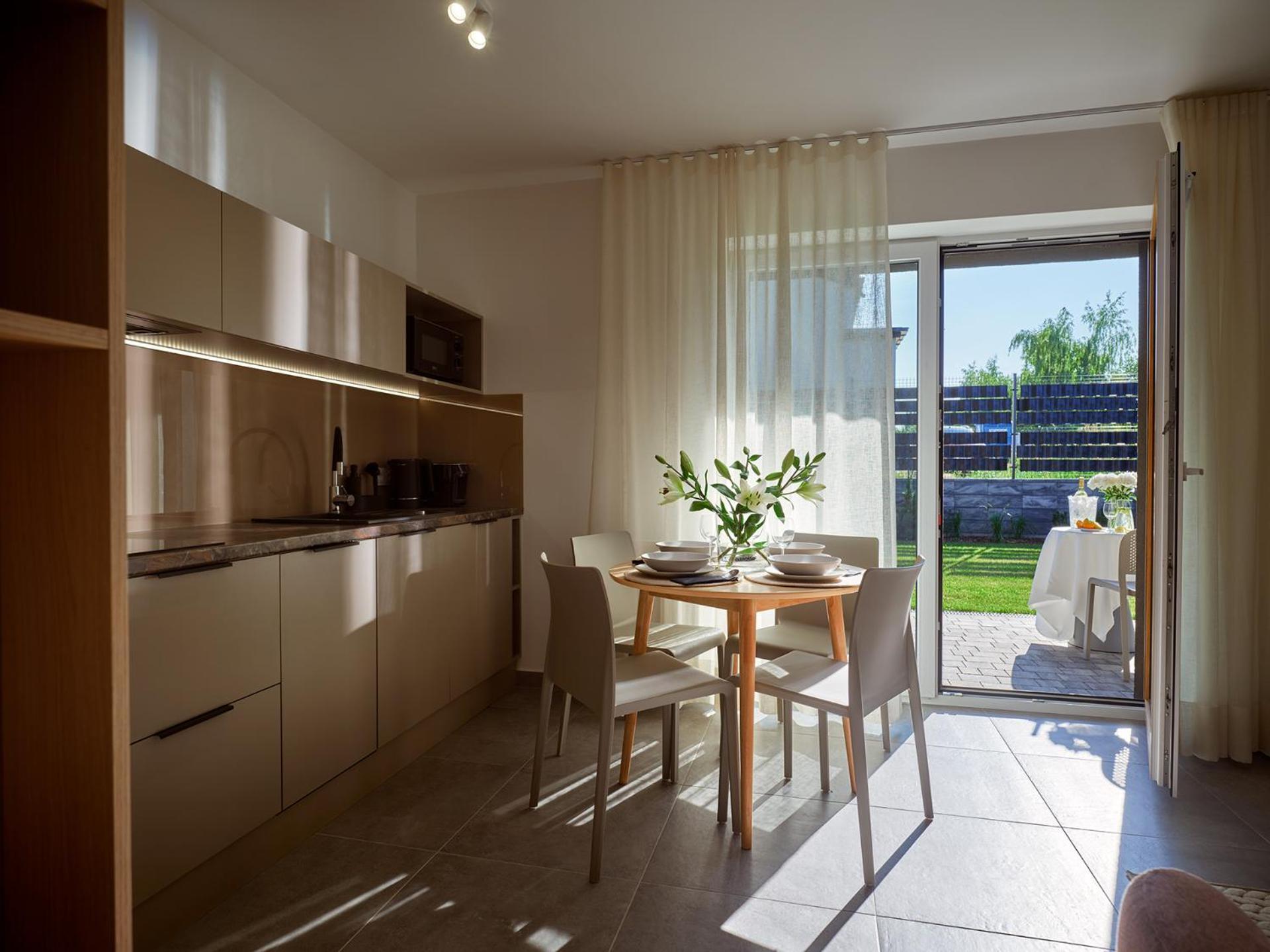 Lake-Apart Apartamenty Mielno Exterior photo